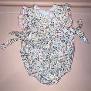 Bella Bliss Side Bow Floral Bubble